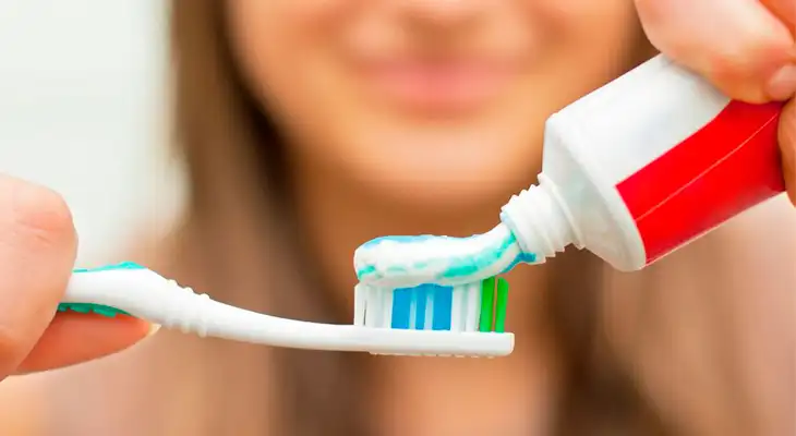 Debemos mantener unos dientes limpios y sanos.