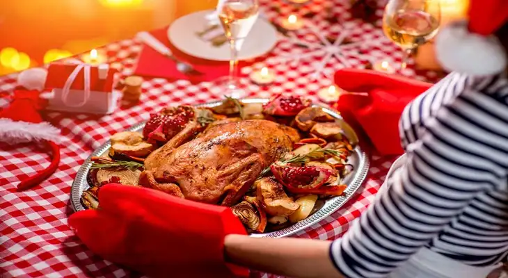 Descubre AQUÍ a qué hora se debe comer la ceña navideña