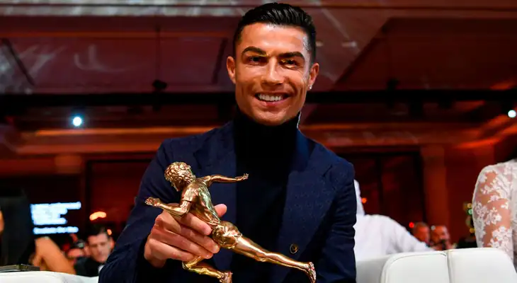 Cristiano Ronaldo dejó un duro mensaje tras los premios de Lionel Messi.