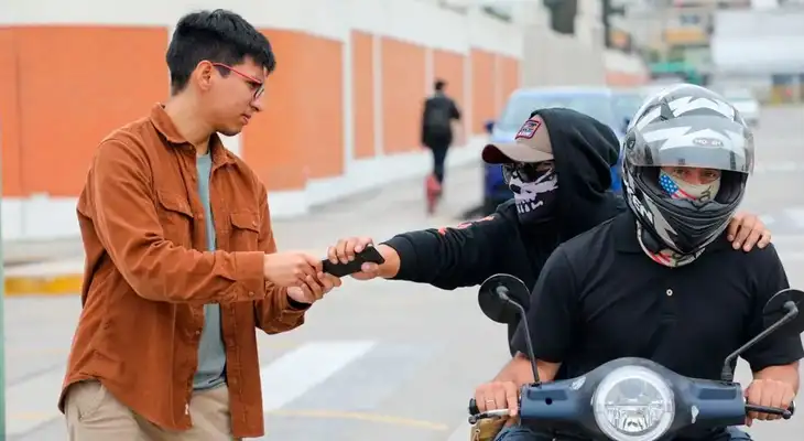 Osiptel elaboró un estudio para identificar el robo de celulares en el Perú. Osiptel elaboró un estudio para identificar el robo de celulares en el Perú.