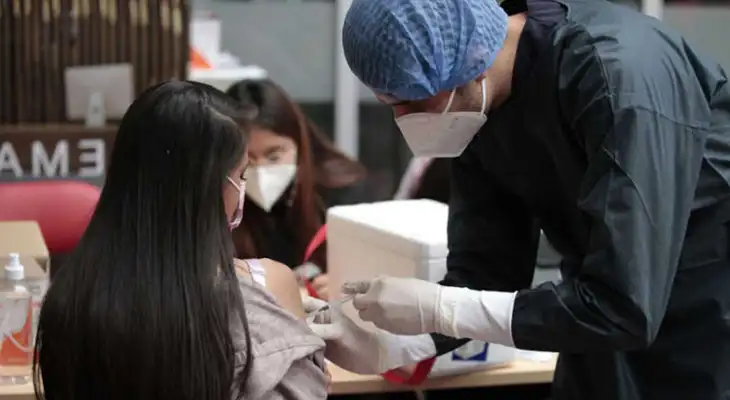 La farmacéutica AstraZeneca enfrenta graves acusaciones en el Reino Unido. La farmacéutica AstraZeneca enfrenta graves acusaciones en el Reino Unido.