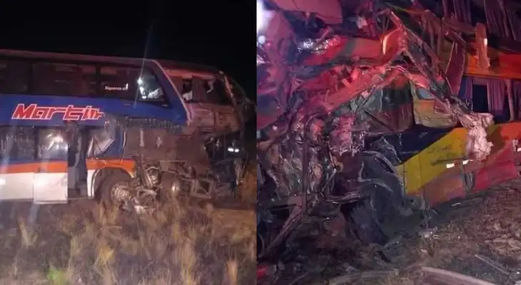 Así quedaron los buses luego del choque que terminó con la vida de cuatro personas. Así quedaron los buses luego del choque que terminó con la vida de cuatro personas.