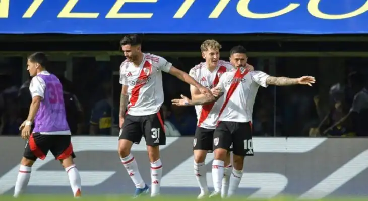 River da el golpe y gana 1-0 a Boca en La Bombonera con Luis Advíncula de titular River da el golpe y gana 1-0 a Boca en La Bombonera con Luis Advíncula de titular