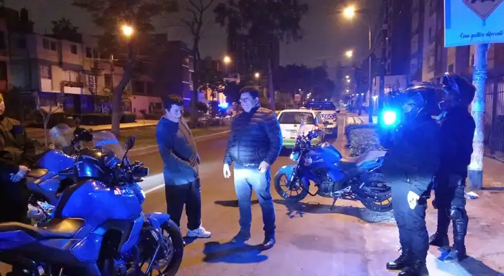 Pueblo Libre: Serenazgo frustra intento de asalto con réplica de arma de fuego. Pueblo Libre: Serenazgo frustra intento de asalto con réplica de arma de fuego.