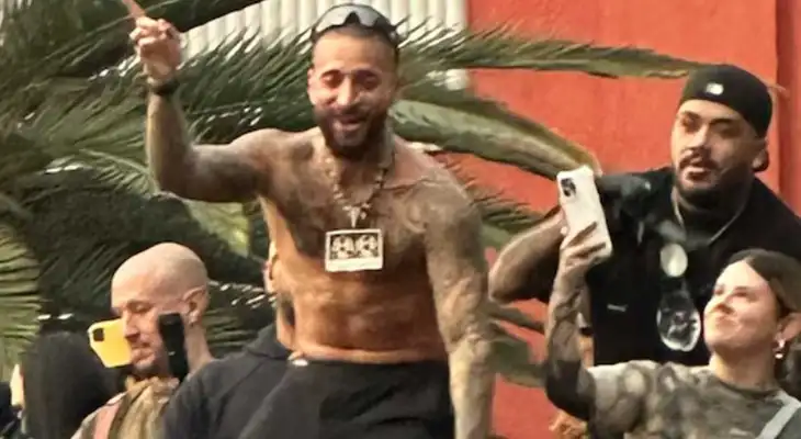 Maluma sorprende en el Monumento a la Revolución: revela fechas de su gira mexicana a lo grande. Maluma sorprende en el Monumento a la Revolución: revela fechas de su gira mexicana a lo grande.