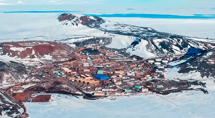 Científicos descubren un mundo perdido bajo el hielo con más de 30 millones de años.