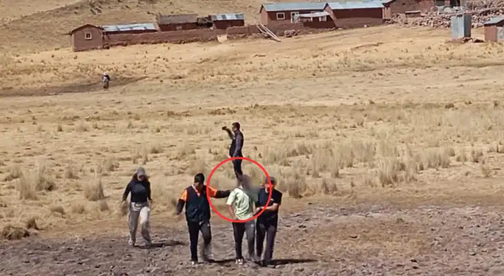 ¡Indignante! Policías vestidos de censistas capturan a adolescente acusado de ultrajar a niña de 4 años ¡Indignante! Policías vestidos de censistas capturan a adolescente acusado de ultrajar a niña de 4 años
