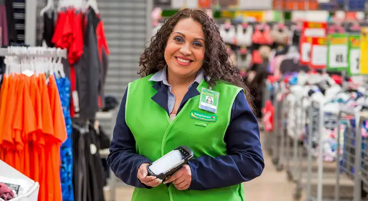 Walmart baja precios hasta 50% en octubre para ganarle a Amazon Prime. Walmart baja precios hasta 50% en octubre para ganarle a Amazon Prime.