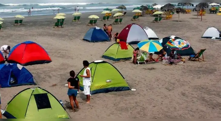 Municipalidad de Chorrillos prohíbe acampar en estas playas del distrito. Municipalidad de Chorrillos prohíbe acampar en estas playas del distrito.